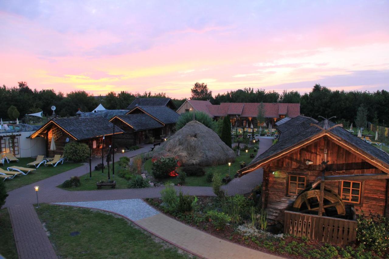 Spreewelten Hotel Люббенау Экстерьер фото